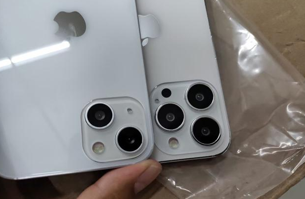 西峡苹果手机维修分享iPhone 13‌机模长什么样 